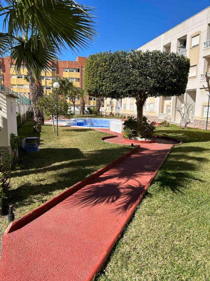 Apartament Mariha Torrevieja Exteriör bild