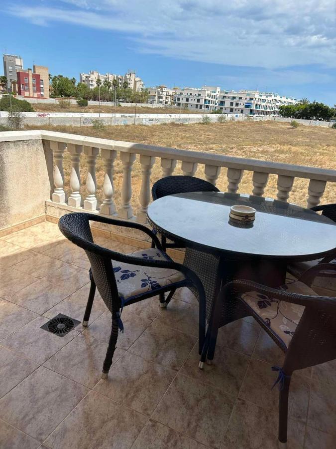 Apartament Mariha Torrevieja Exteriör bild